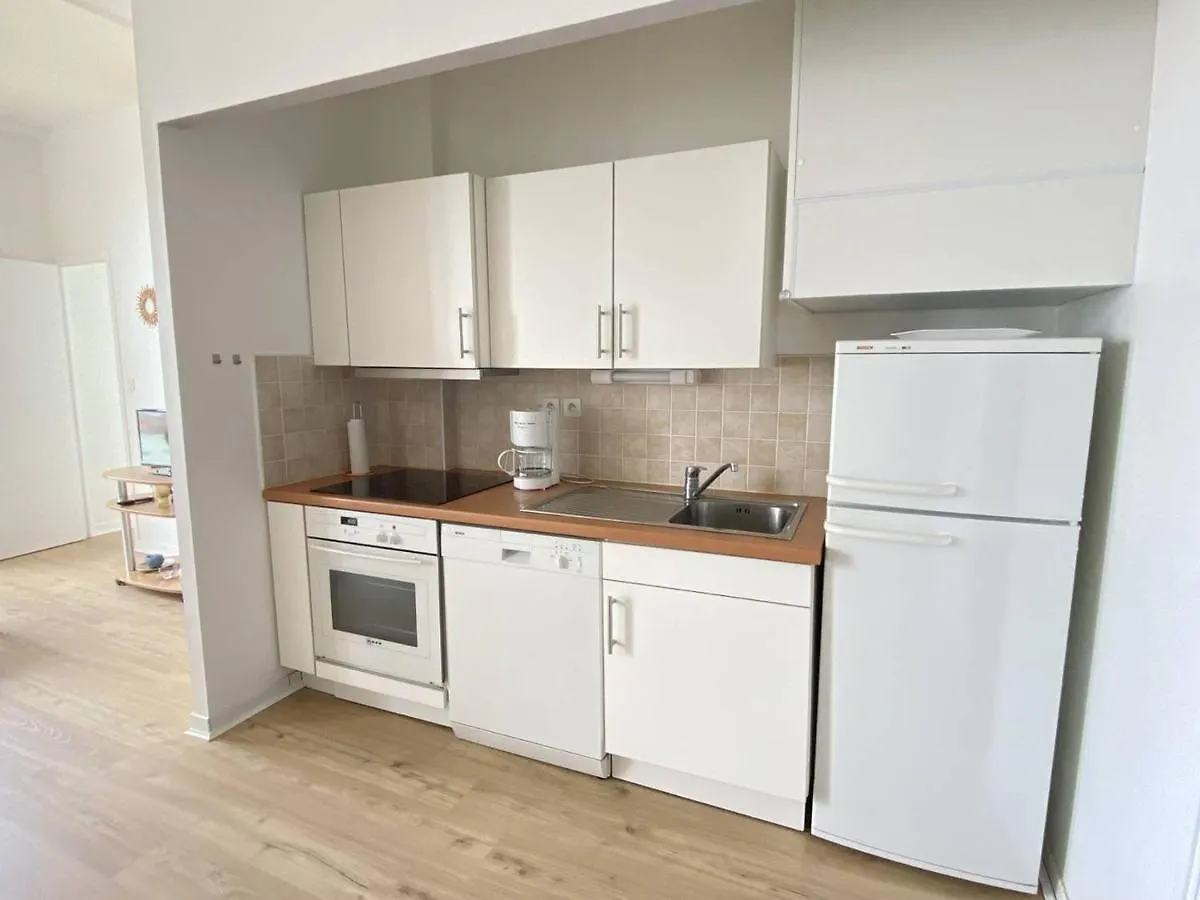 Appartement 2Ch, Vue Mer, Plage A 200M, Parking, Tregastel - Fr-1-368-131